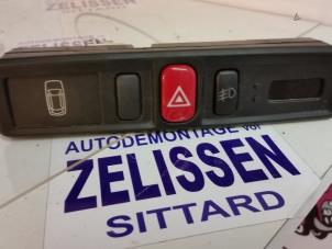 Używane Wyswietlacz wewnetrzny Alfa Romeo 145 (930A) 1.4 Twin Spark 16V Cena na żądanie oferowane przez Zelissen V.O.F. autodemontage