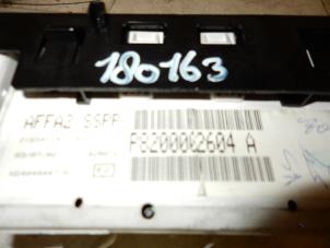 Begagnade Klocka Renault Laguna II (BG) 1.9 dCi 100 Pris på förfrågan erbjuds av Zelissen V.O.F. autodemontage