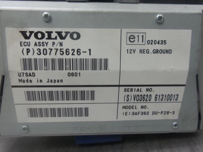 Navigatie Display van een Volvo XC90 I 2.4 D5 20V 2006