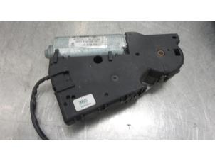 Begagnade Motor, soltak Volkswagen Beetle Pris på förfrågan erbjuds av Bongers Auto-Onderdelen Zeeland