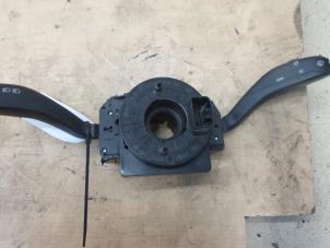 Begagnade Spak, rattstång Seat Ibiza III (6L1) 1.4 16V 85 Pris på förfrågan erbjuds av Bongers Auto-Onderdelen Zeeland