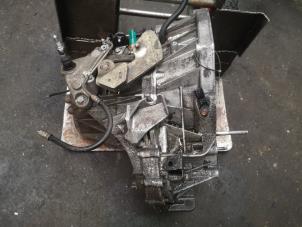 Begagnade Växellåda Renault Clio Pris på förfrågan erbjuds av Bongers Auto-Onderdelen Zeeland