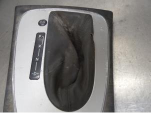 Begagnade Automatisk växelväljare Mercedes E (W211) 2.2 E-200 CDI 16V Pris på förfrågan erbjuds av Bongers Auto-Onderdelen Zeeland