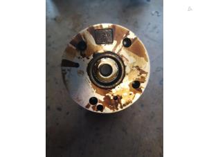 Begagnade Kamaxeldrev Volkswagen Golf Plus Pris på förfrågan erbjuds av Bongers Auto-Onderdelen Zeeland