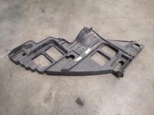 Begagnade Strålkastarram, vänster Volkswagen Golf Pris på förfrågan erbjuds av Bongers Auto-Onderdelen Zeeland