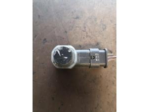 Begagnade Parkeringssensor Skoda Yeti (5LAC) 2.0 TDI 16V Pris på förfrågan erbjuds av Bongers Auto-Onderdelen Zeeland