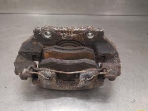 Gebruikte Remklauw (Tang) rechts-voor Dacia Logan Prijs op aanvraag aangeboden door Bongers Auto-Onderdelen Zeeland