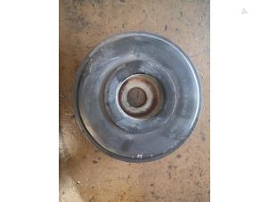 Gebruikte Poelie Krukas Dacia Logan Prijs op aanvraag aangeboden door Bongers Auto-Onderdelen Zeeland