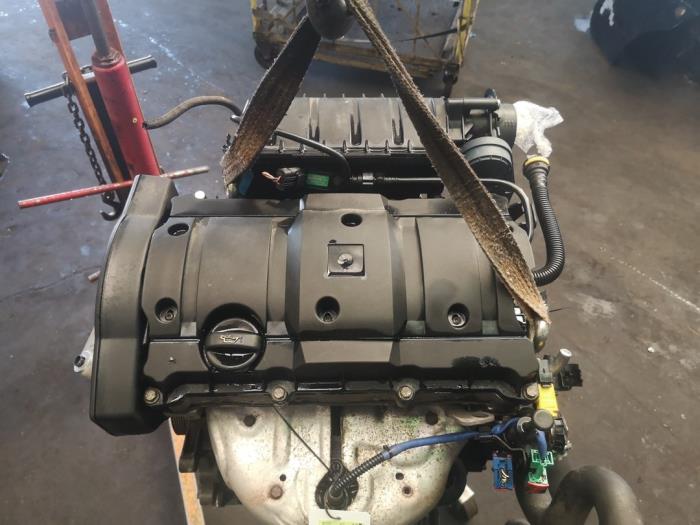 Motor van een Peugeot 307 SW (3H) 1.6 16V 2006