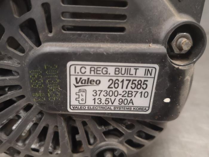 Dynamo från en Kia Cee'd Sportswagon (JDC5) 1.6 GDI 16V 2013