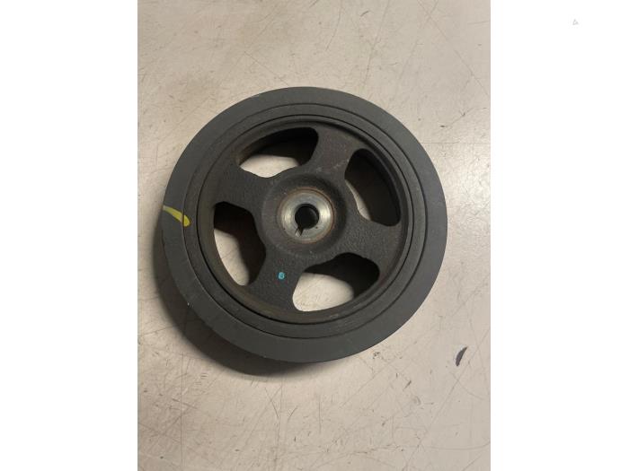 Remskiva, vevaxel från en Kia Cee'd Sportswagon (JDC5) 1.6 GDI 16V 2013