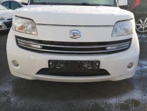 Begagnade Främre stötfångare Daihatsu Materia 1.3 16V Pris på förfrågan erbjuds av Bongers Auto-Onderdelen Zeeland