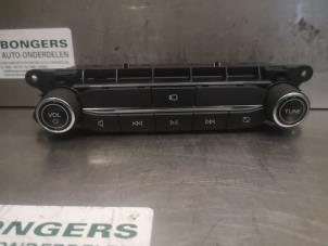 Gebruikte Radiobedienings paneel Ford Kuga III (DFK) 2.0 EcoBlue 4x4 Prijs op aanvraag aangeboden door Bongers Auto-Onderdelen Zeeland