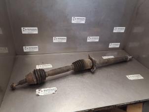 Begagnade Drivaxel, höger fram Mercedes A (W169) 2.0 A-160 CDI 16V 5-Drs. Pris på förfrågan erbjuds av Bongers Auto-Onderdelen Zeeland