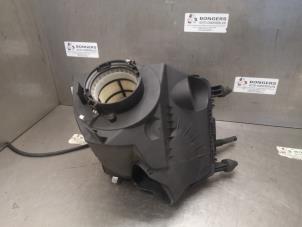 Gebruikte Luchtfilterhuis Audi A6 Avant (C6) 2.7 TDI V6 24V Prijs op aanvraag aangeboden door Bongers Auto-Onderdelen Zeeland