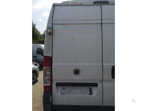 Begagnade Baklucka dörr vänster Fiat Ducato (250) 2.2 D 100 Multijet Euro 4 Pris på förfrågan erbjuds av Bongers Auto-Onderdelen Zeeland
