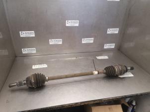 Begagnade Drivaxel, höger bak Opel Antara (LA6) 2.4 16V 4x4 Pris på förfrågan erbjuds av Bongers Auto-Onderdelen Zeeland