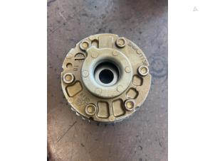 Gebruikte Nokkenas Tandwiel BMW 5 serie (F10) 523i 24V Prijs op aanvraag aangeboden door Bongers Auto-Onderdelen Zeeland