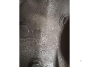 Gebruikte Fusee links-voor BMW 1 serie (E87/87N) 116i 1.6 16V Prijs op aanvraag aangeboden door Bongers Auto-Onderdelen Zeeland