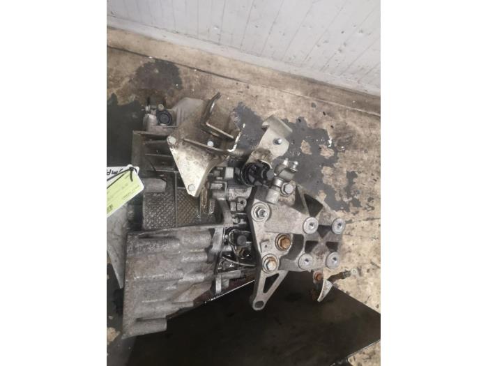 Växellåda från en Citroën Jumper (U9) 2.2 HDi 130 2014