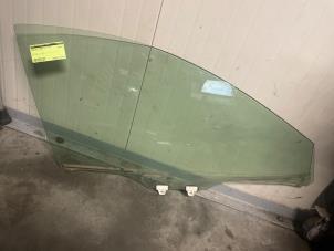 Gebruikte Deurruit 4Deurs rechts-voor Mazda CX-5 I (KE,GH) Prijs op aanvraag aangeboden door Bongers Auto-Onderdelen Zeeland