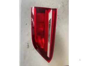 Begagnade Baklykta, vänster BMW X1 (F48) sDrive 16d 1.5 12V TwinPower Pris på förfrågan erbjuds av Bongers Auto-Onderdelen Zeeland