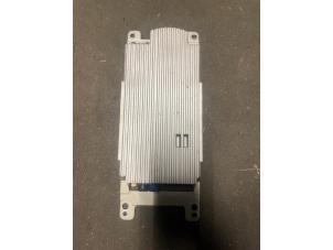 Begagnade Bluetooth-modul BMW 5 serie (F10) 520d 16V Pris på förfrågan erbjuds av Bongers Auto-Onderdelen Zeeland