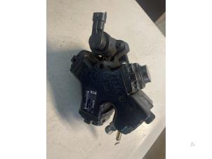 Begagnade Dieselpump Opel Corsa E 1.3 CDTi 16V ecoFLEX Pris på förfrågan erbjuds av Bongers Auto-Onderdelen Zeeland