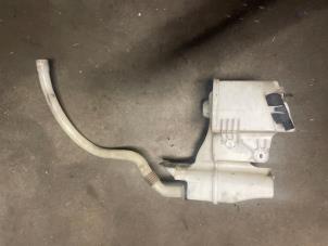 Begagnade Spolartank, vindruta Volkswagen Transporter T5 2.0 TDI BlueMotion Pris på förfrågan erbjuds av Bongers Auto-Onderdelen Zeeland