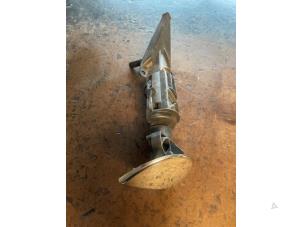 Begagnade Strålkastarspolare Mini Mini (R56) 1.6 16V Cooper S Pris på förfrågan erbjuds av Bongers Auto-Onderdelen Zeeland