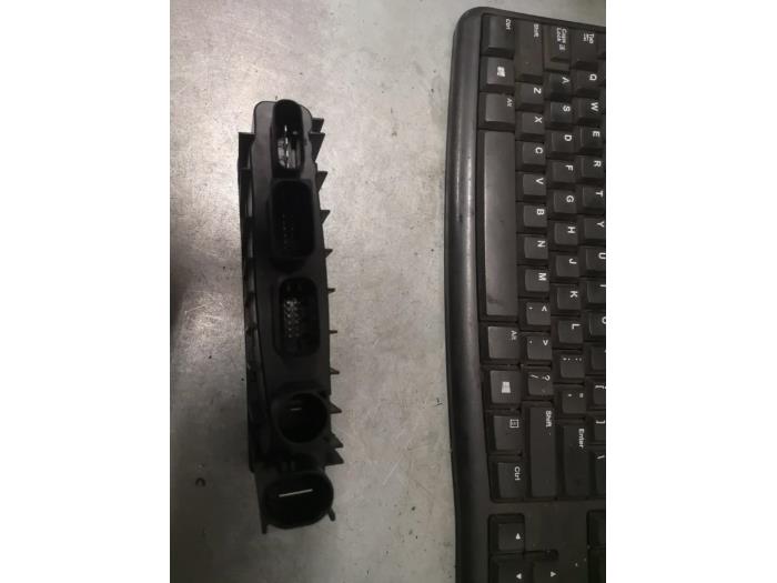 Inbyggd dator från en BMW X1 (F48) sDrive 16d 1.5 12V TwinPower 2019