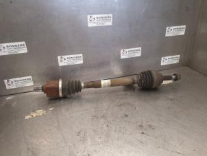 Używane Os napedowa lewy przód Renault Modus/Grand Modus (JP) 1.6 16V Cena na żądanie oferowane przez Bongers Auto-Onderdelen Zeeland