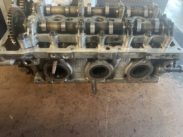 Topplock från en BMW X1 (F48) sDrive 16d 1.5 12V TwinPower 2019