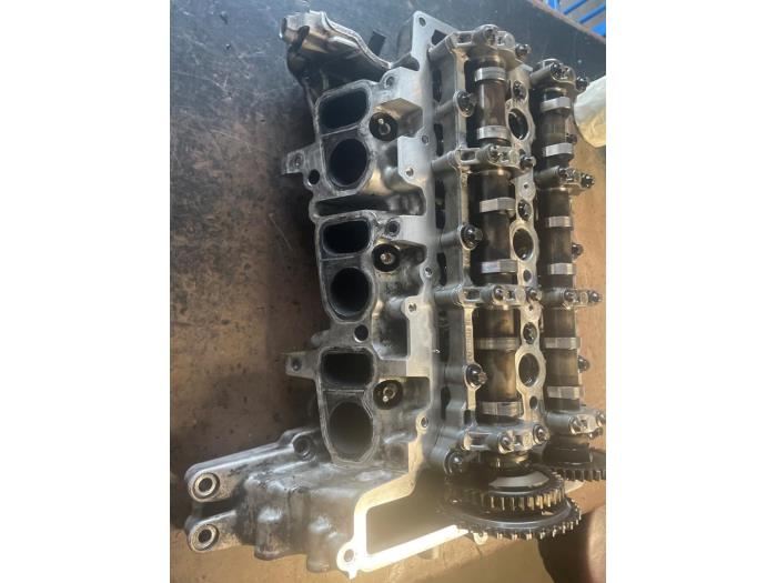 Topplock från en BMW X1 (F48) sDrive 16d 1.5 12V TwinPower 2019