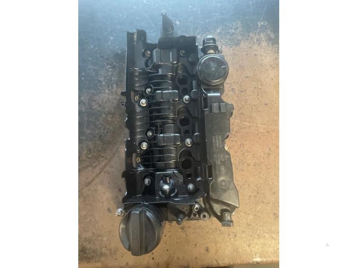 Vipparmskåpa från en BMW X1 (F48) sDrive 16d 1.5 12V TwinPower 2019