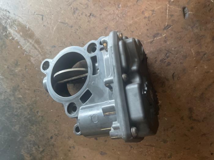 Spjällhus från en BMW X1 (F48) sDrive 16d 1.5 12V TwinPower 2019