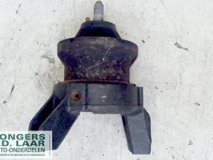 Gebruikte Motorsteun Hyundai Santa Fe II (CM) 2.7 V6 24V 4x4 Prijs op aanvraag aangeboden door Bongers Auto-Onderdelen Zeeland