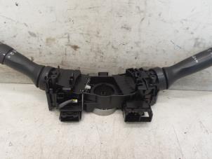 Begagnade Spak, rattstång Toyota Yaris Pris på förfrågan erbjuds av Bongers Auto-Onderdelen Zeeland