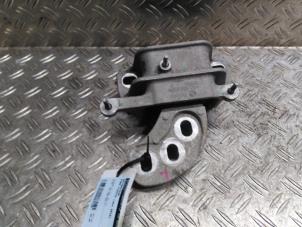 Begagnade Motorfäste Ford Fiesta 7 1.1 Ti-VCT 12V 85 Pris € 63,53 Inklusive moms erbjuds av Autodemontagebedrijf van Boxtel