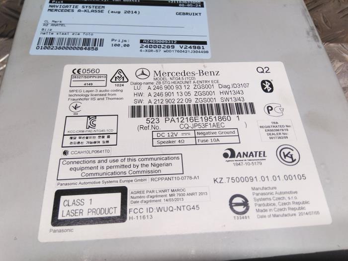 Navigeringssystem från en Mercedes-Benz A (W176) 1.6 A-180 16V 2014