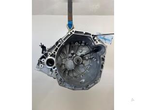 Begagnade Växellåda Renault Kangoo Express (RFK) 1.5 Blue dCi 115 Pris € 1.143,45 Inklusive moms erbjuds av Autodemontagebedrijf van Boxtel