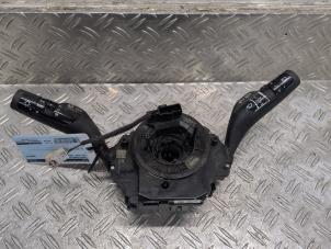 Używane Przelacznik Combi kolumny kierownicy Kia Niro II (SG2) e-Niro 64.8 kWh Cena € 105,00 Procedura marży oferowane przez Autodemontagebedrijf van Boxtel