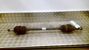 Gebruikte Steekas links-achter Mercedes CLA (118.3) 2.0 CLA-220 Turbo 16V 4-Matic Prijs € 157,50 Margeregeling aangeboden door Autodemontagebedrijf van Boxtel