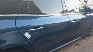 Begagnade Bakdörr, 4-dörrars, höger Renault Talisman Estate (RFDK) 1.5 dCi 110 Pris € 420,00 Marginaltabell erbjuds av Autodemontagebedrijf van Boxtel