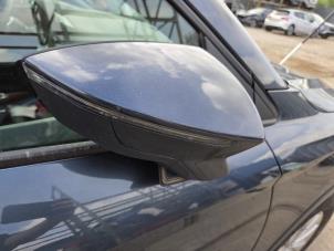 Gebruikte Buitenspiegel rechts Seat Arona (KJX) 1.0 TSI 12V Prijs € 131,25 Margeregeling aangeboden door Autodemontagebedrijf van Boxtel