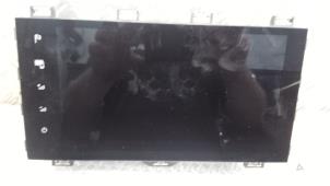 Begagnade Navigeringsdisplay Seat Ateca (5FPX) 1.5 TSI 16V Pris € 367,50 Marginaltabell erbjuds av Autodemontagebedrijf van Boxtel