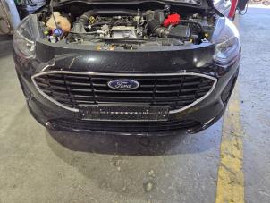 Używane Zderzak przedni Ford Fiesta 7 1.0 EcoBoost 12V 100 Cena € 498,75 Procedura marży oferowane przez Autodemontagebedrijf van Boxtel