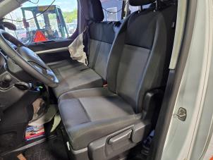 Gebruikte Stoel links Toyota ProAce Electric Worker Prijs € 393,75 Margeregeling aangeboden door Autodemontagebedrijf van Boxtel