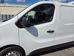 Gebruikte Portier 2Deurs links Renault Trafic (1FL/2FL/3FL/4FL) E-Tech Prijs € 825,83 Inclusief btw aangeboden door Autodemontagebedrijf van Boxtel