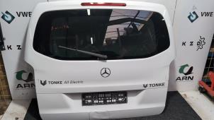 Gebruikte Achterklep Mercedes EQV 250 Prijs € 945,00 Margeregeling aangeboden door Autodemontagebedrijf van Boxtel